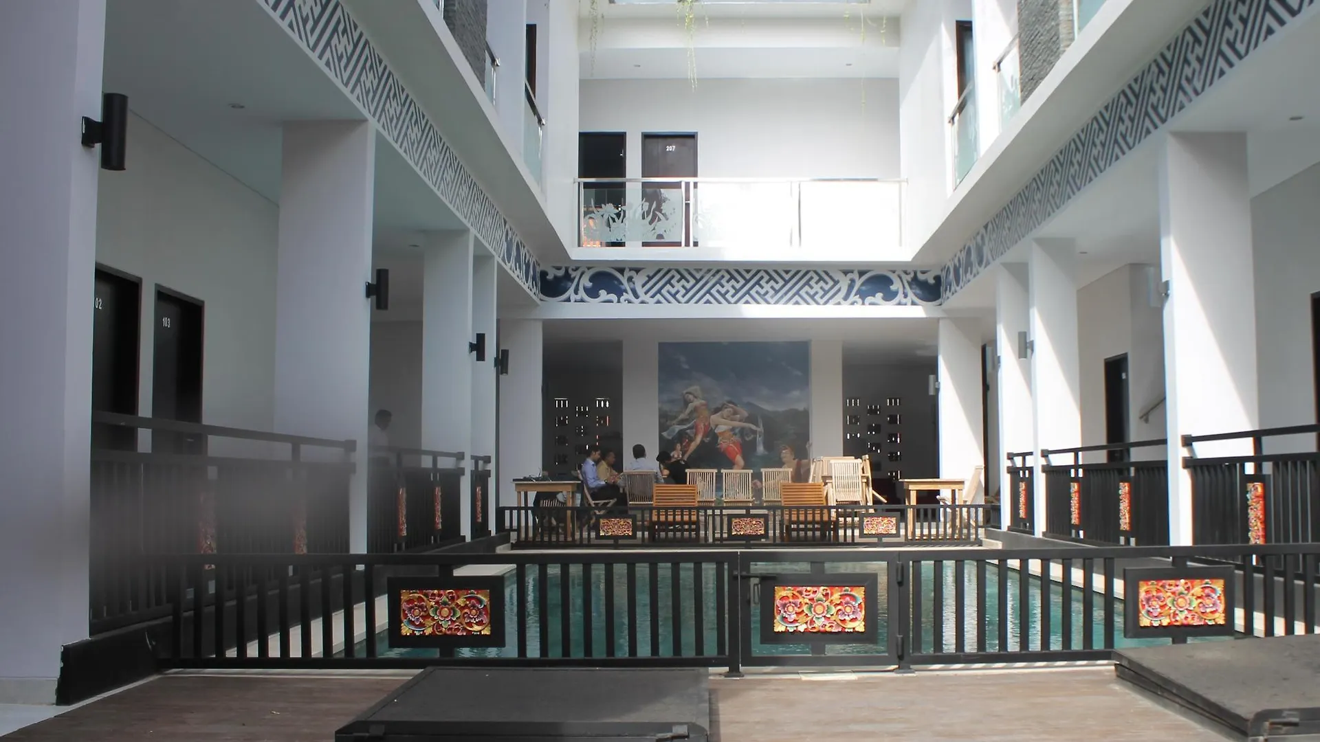 Mahayana Kuta Hotel  Kuta (Bali)